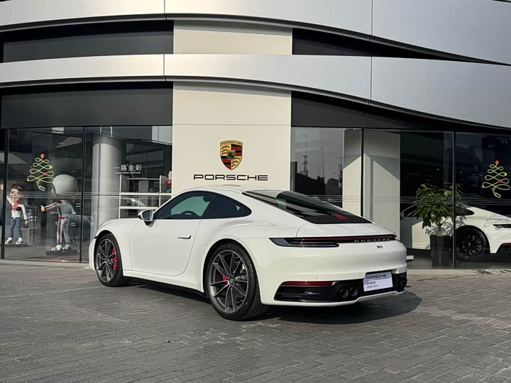 Фото 6 - Porsche 911