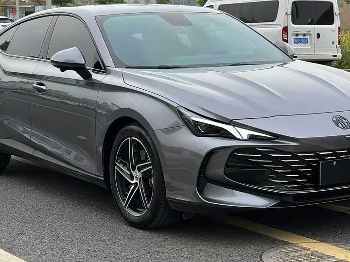 Фото 3 - MG Motor 7