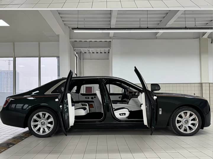 Photo 6 - Rolls-Royce Ghost