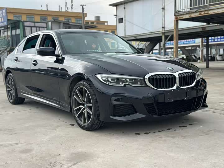 Фото 2 - BMW 3 Series