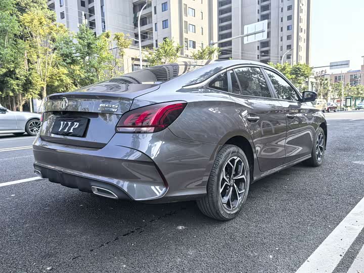 Фото 8 - MG Motor 5