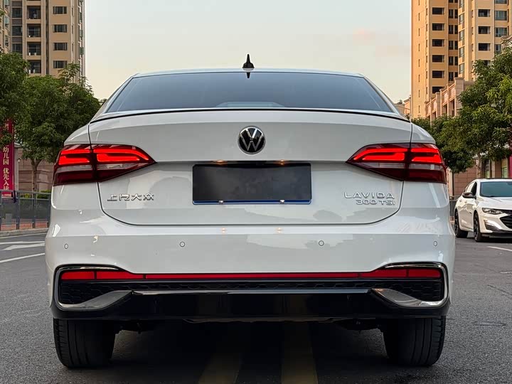 Фото 5 - Volkswagen Lavida