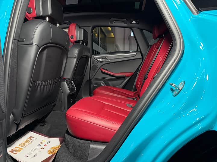 Фото 7 - Porsche Macan