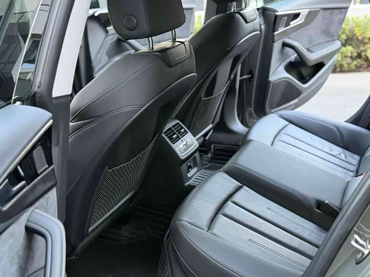 Фото 6 - Audi A5