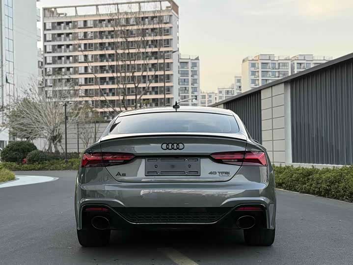 Фото 8 - Audi A5