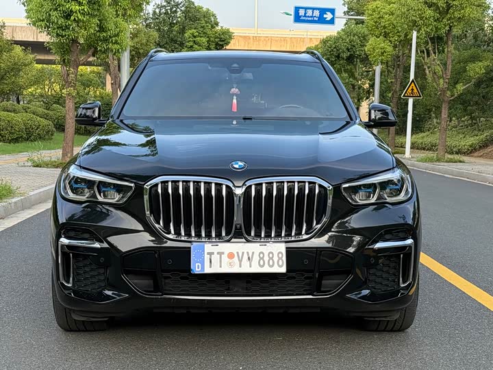Фото 2 - BMW X5
