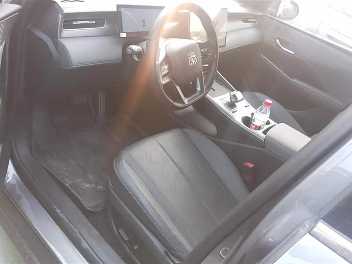 Фото 9 - BYD Qin Plus