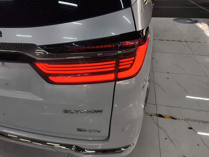 Фото 8 - Honda Elysion