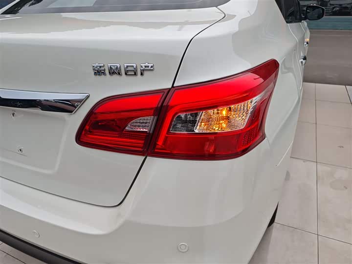 Фото 8 - Nissan Sylphy