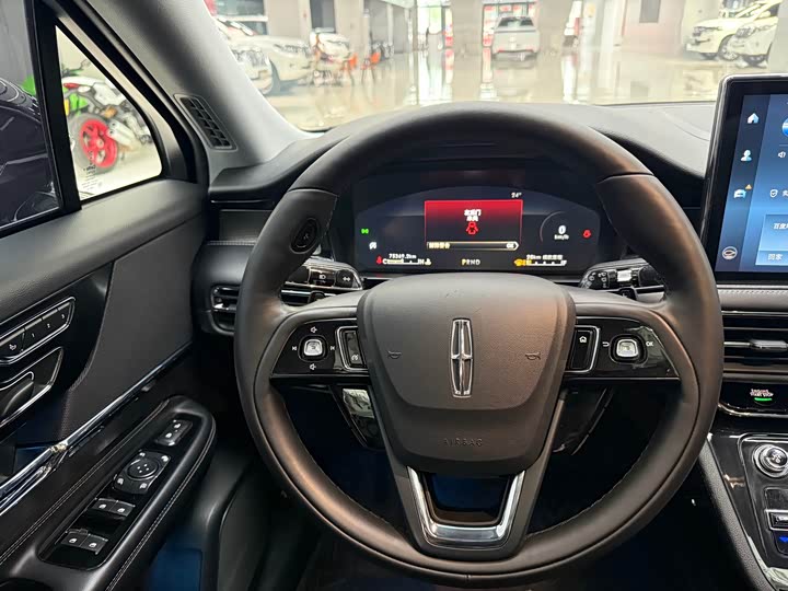 Фото 7 - Lincoln Corsair