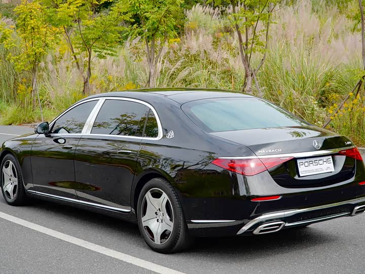 Фото 3 - Mercedes-Benz Maybach S-Class