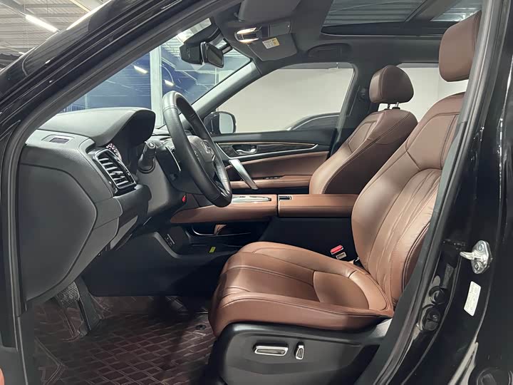 Фото 7 - Honda UR-V