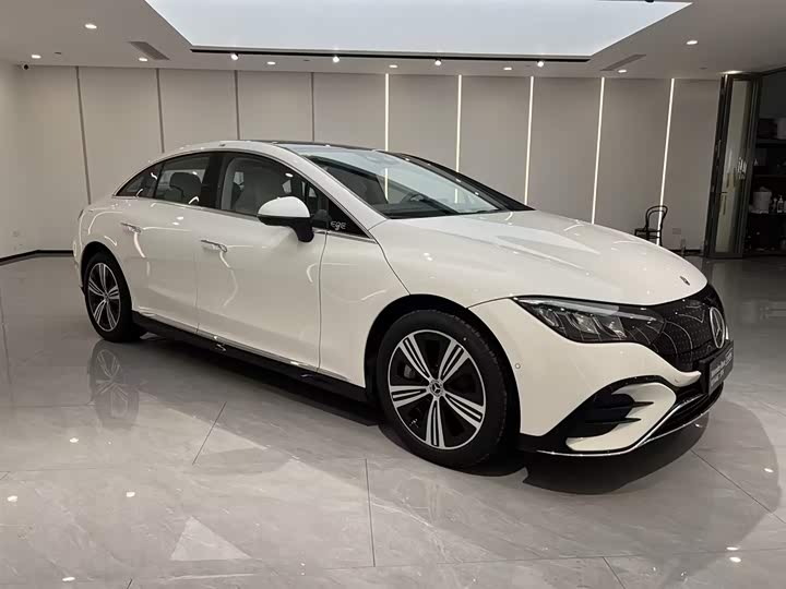 Фото 3 - Mercedes-Benz EQE