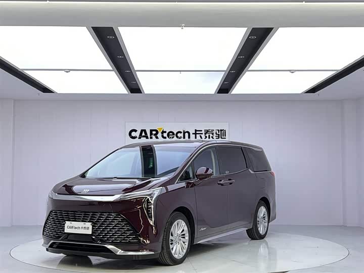 Фото 1 - Buick GL8 Century