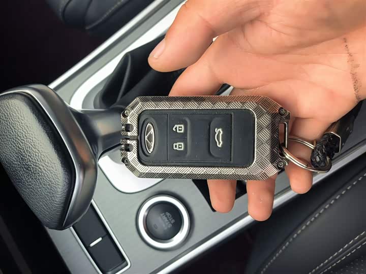 Фото 9 - Chery Tiggo 7