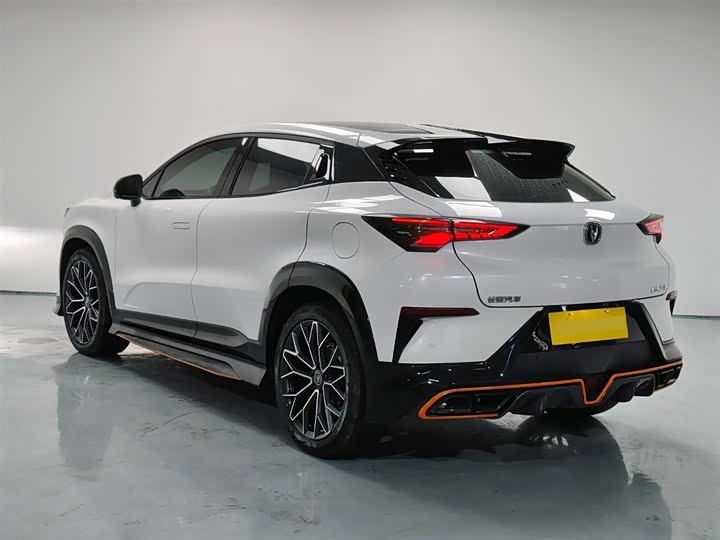 Фото 8 - Changan UNI-T