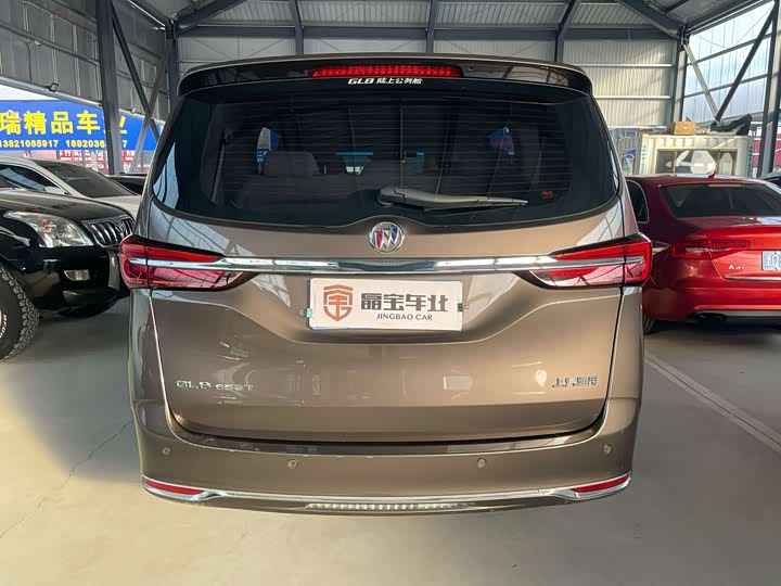 Фото 3 - Buick GL8 ES