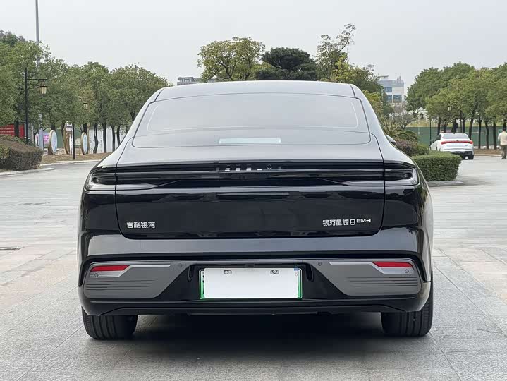 Фото 7 - Geely Galaxy Starshine 8 EM-i