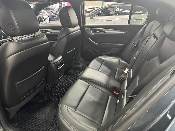 Фото 7 - Cadillac CT5