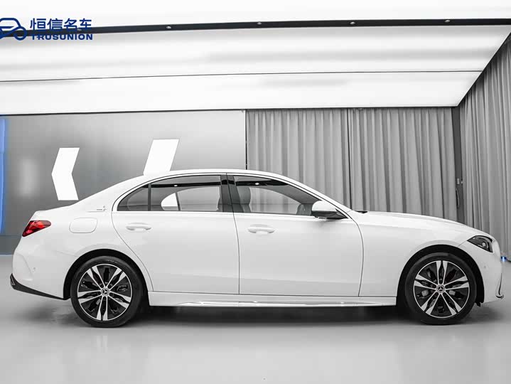 Фото 4 - Mercedes-Benz C-Class Hybrid