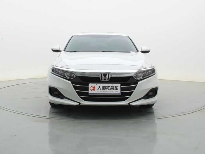 Фото 3 - Honda Accord