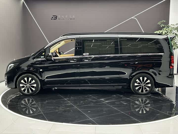 Фото 3 - Mercedes-Benz Vito