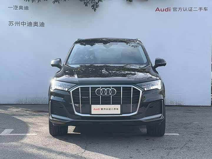 Фото 9 - Audi Q7