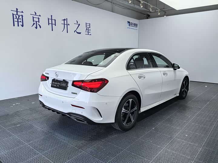 Фото 5 - Mercedes-Benz A-Class