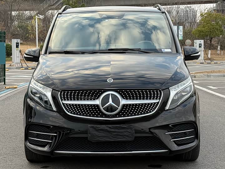 Фото 2 - Mercedes-Benz V-Class