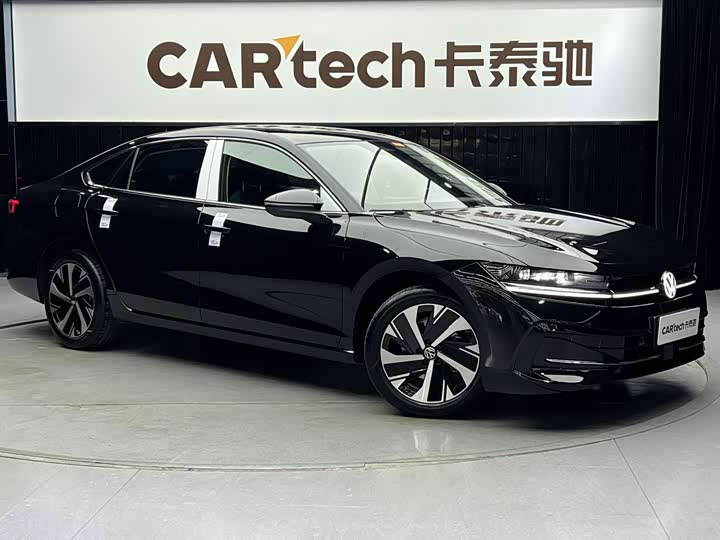 Фото 3 - Volkswagen Magotan