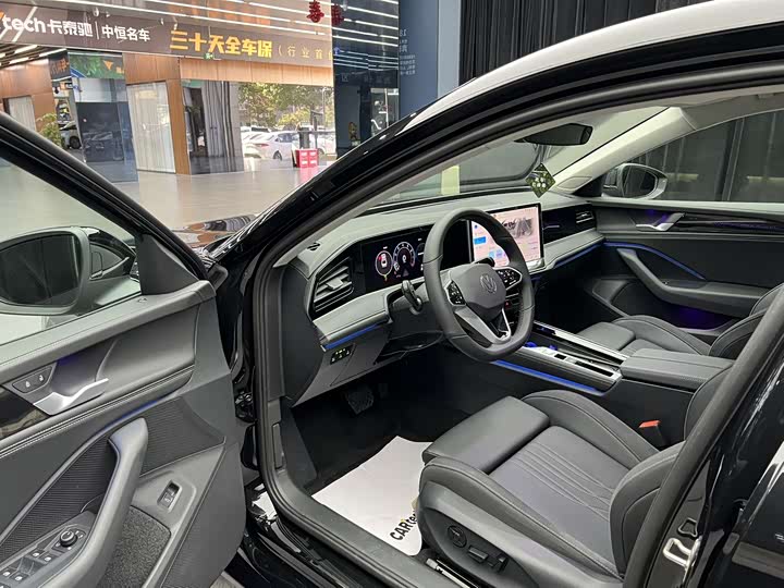 Фото 5 - Volkswagen Magotan