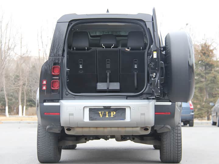 Фото 9 - Land Rover Defender