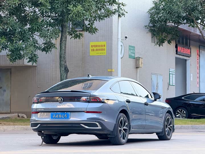 Фото 4 - Volkswagen Lamando L