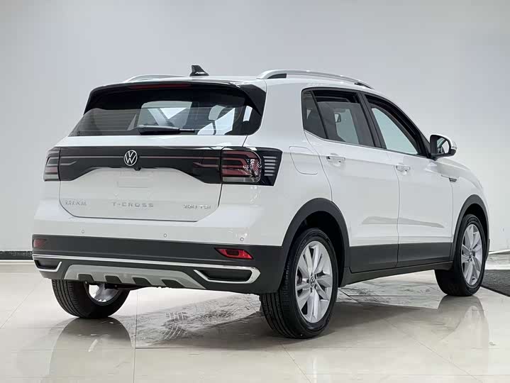 Фото 4 - Volkswagen T-Cross