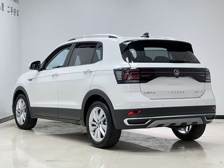 Фото 6 - Volkswagen T-Cross