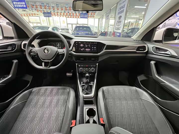 Фото 9 - Volkswagen T-Cross