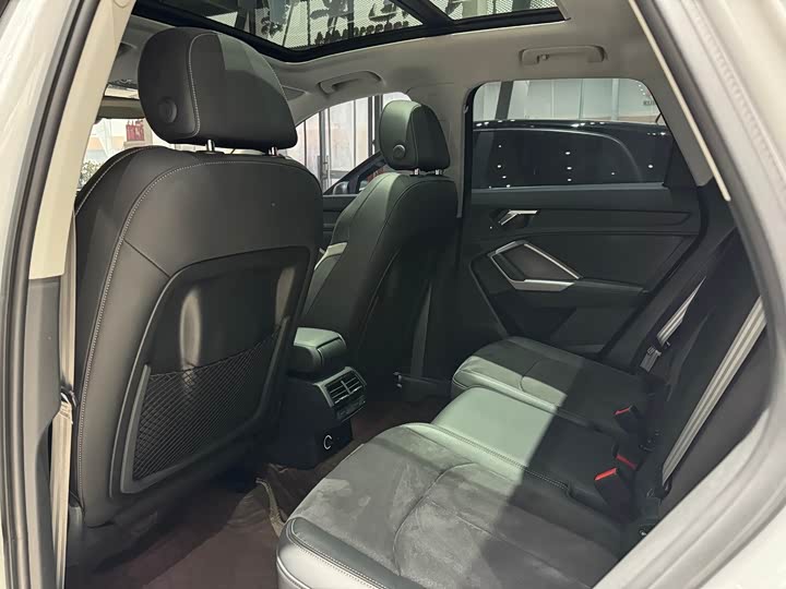 Фото 5 - Audi Q3