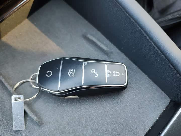 Фото 9 - BYD Seal 06 GT