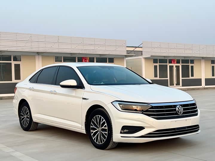 Фото 3 - Volkswagen Sagitar L