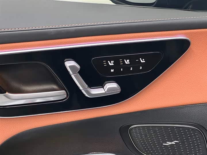 Фото 8 - Mercedes-Benz GLC-Class