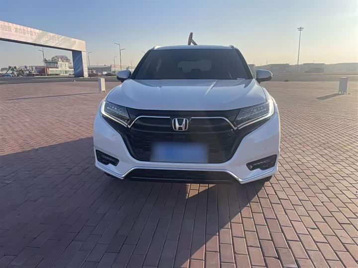 Фото 6 - Honda UR-V