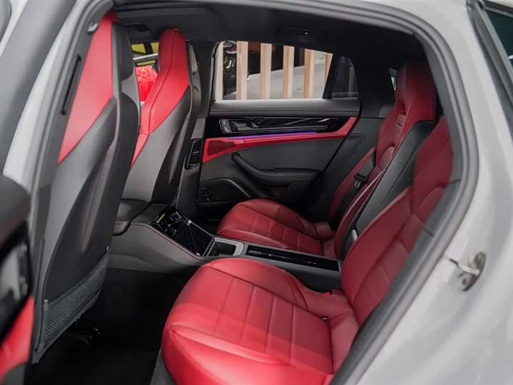 Фото 4 - Porsche Panamera