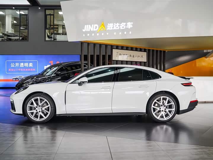 Фото 8 - Porsche Panamera