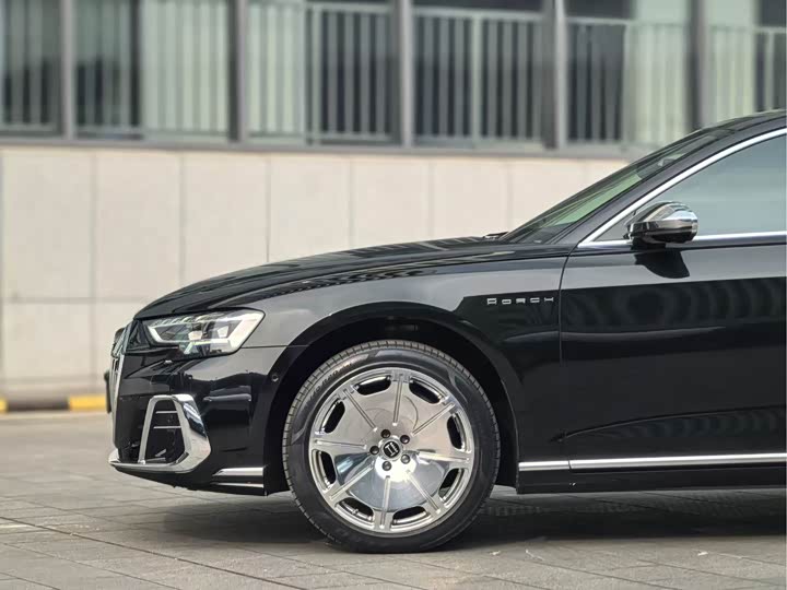 Фото 4 - Audi A8