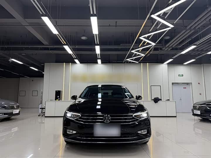 Фото 5 - Volkswagen Magotan