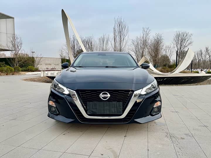 Фото 2 - Nissan Teana