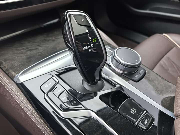 Фото 7 - BMW 5 Series