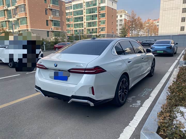 Фото 6 - BMW 5 Series