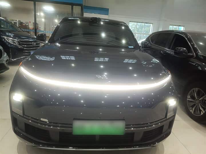 Фото 3 - LiXiang L8