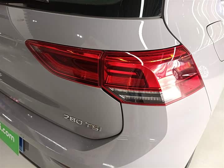 Фото 8 - Volkswagen Golf